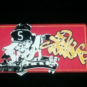 DJ Rap Hip Jop Rave 5ivenations t shirt XL